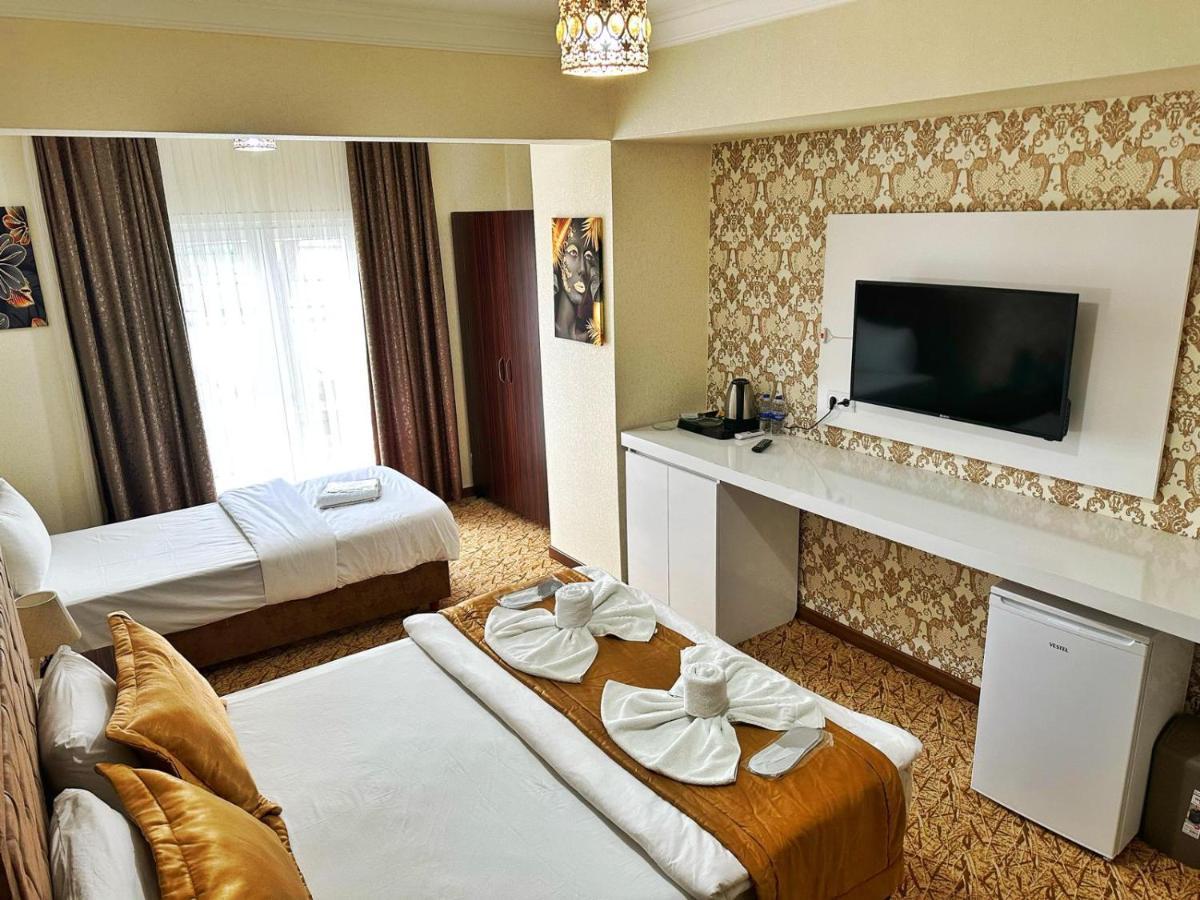 Rose Suite & Hotel Бююкчекмедже Екстер'єр фото